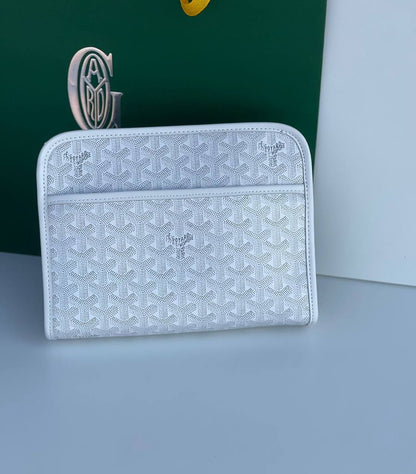 GOYARD
*Clutch bag* 
*Master quality* 

400 dhs🪙🌨️

Zain179
♥️♥️♥️