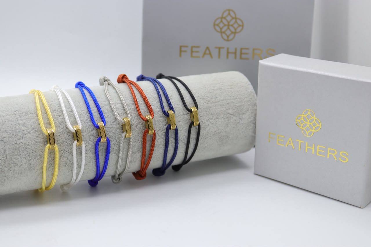 New Bracelet
Feathers 
55 dhs✅
With Box And Paper Bag

Zain33
♥️♥️♥️