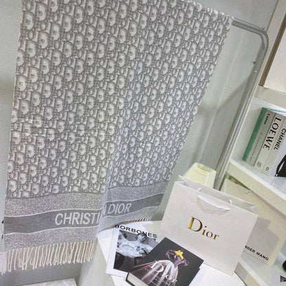 Coming new stock
Winter scarf 
45 dhs🪙🌨️

Zain93
♥️♥️♥️