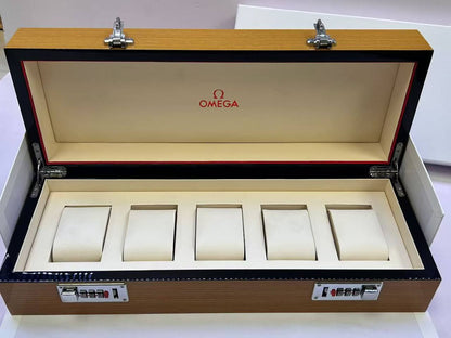 Watches Boxes 
250 dhs🪙🌨️

Zain85
♥️♥️♥️