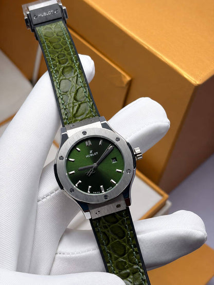Hublot watch for ladies good quality 
220 dhs✅

Zain59
♥️♥️♥️
