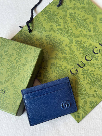 Guccl 

Card holder💝

 💝Super Master

250 dhs🇦🇪🇦🇪

Zain275
♥️♥️♥️