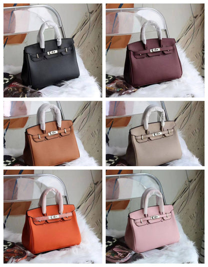 HERMES

best quality 
without box

120 dhs🇦🇪🇦🇪🇦🇪

size30CM

Zain290
♥️♥️♥️