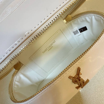 YSL 

GOOD QUALITY 

WITH BOX 
🎁🎁🎁

90 dhs✅

Zain39
♥️♥️♥️