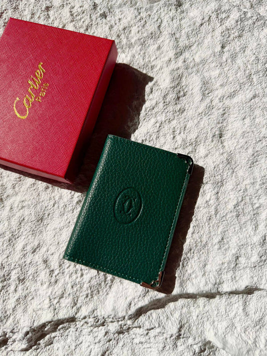 Cartier Wallet 
60 dhs💓

Zain33
♥️♥️♥️