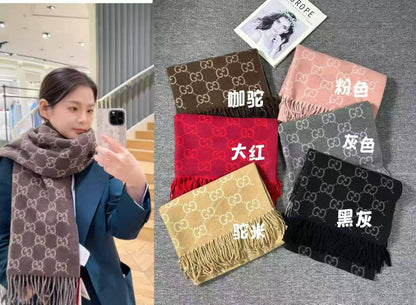 Scarf 
45 dhs🪙🌨️

Zain186
♥️♥️♥️