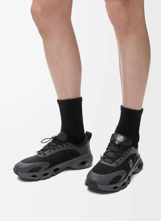 On Running Cloudsolo LOEWE Black ，Size 36-45 ，
230 dhs🪙🌨️

Zain18
♥️♥️♥️