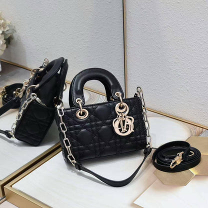 Dior
Master ++++
For Price 👇 WTSP Text Zain 0568585901

Zain192
♥️♥️♥️