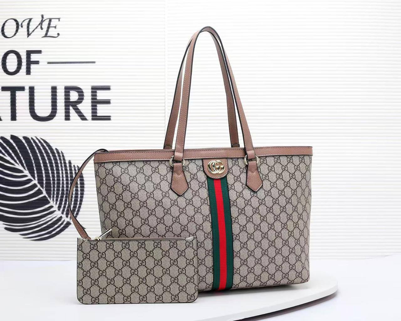 Gucci
2in1
95 dhs❣️

Zain143
♥️♥️♥️