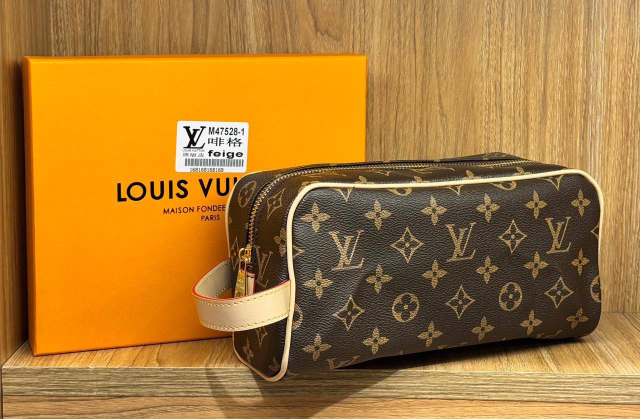 LV
Best quality with box’s 
75 dhs✅
size 25 cm

Zain290
♥️♥️♥️