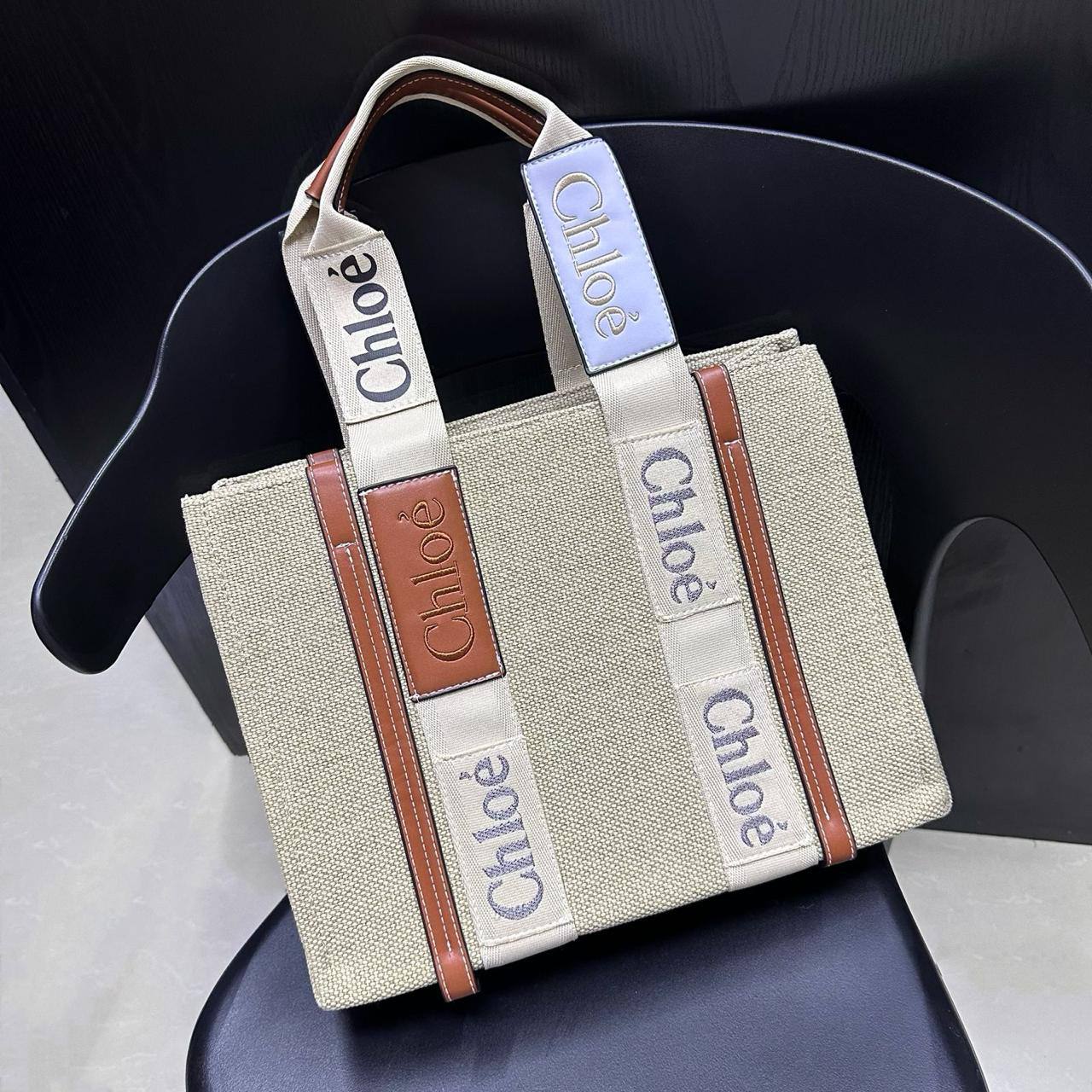 Chloe
 high quality 
Big size 100 dhs🇦🇪🇦🇪
Small size 95 dhs🇦🇪🇦🇪

Zain295
♥️♥️♥️