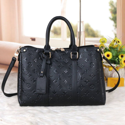 LV
Good Quality 
105 dhs❣️

Zain250
♥️♥️♥️