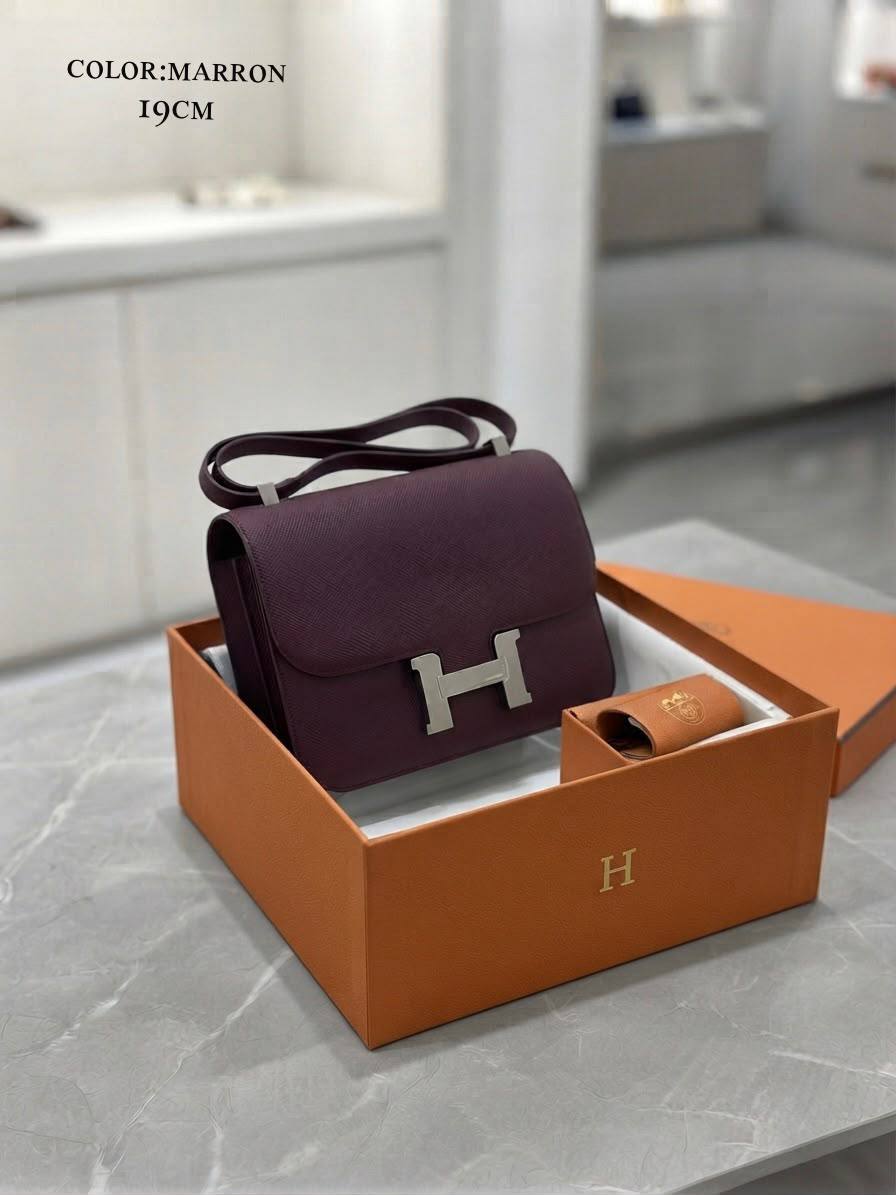 Hermes
with box
105 dhs✅

Zain56
♥️♥️♥️