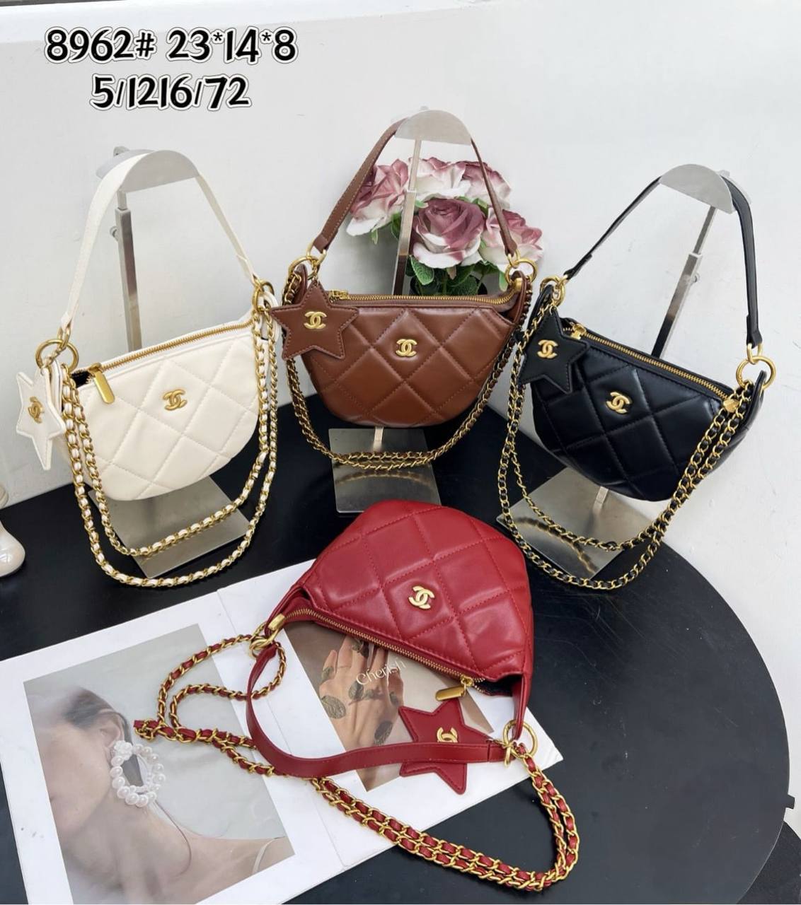 CHANEL sᴛᴀʀ ʟᴏᴏᴘ
ǫᴜɪʟᴛᴇᴅ ʟᴇᴀᴛʜᴇʀ ᴍᴀᴛᴇʀɪᴀʟ
ɢᴏʟᴅ ᴄʜᴀɪɴ ʙᴇʟᴛ sᴛʀᴀᴘ
sɪᴢᴇ : 23 cm

70 dhs✅

Zain31
♥️♥️♥️