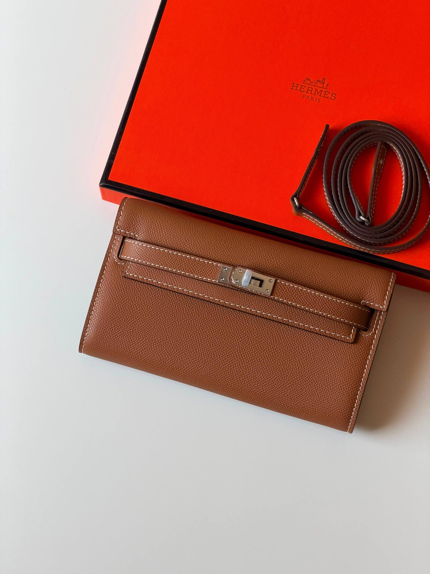Hermes 20cm💥Master quality ✅with box 📦 
340 dhs✅

Zain52
♥️♥️♥️