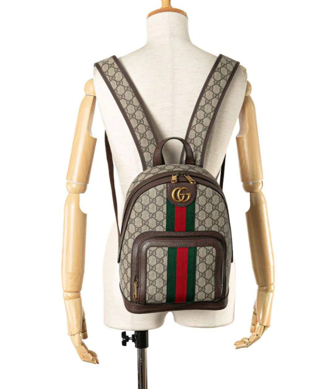 Gucci Master
270 dhs🪙🖤

Zain228
♥️♥️♥️