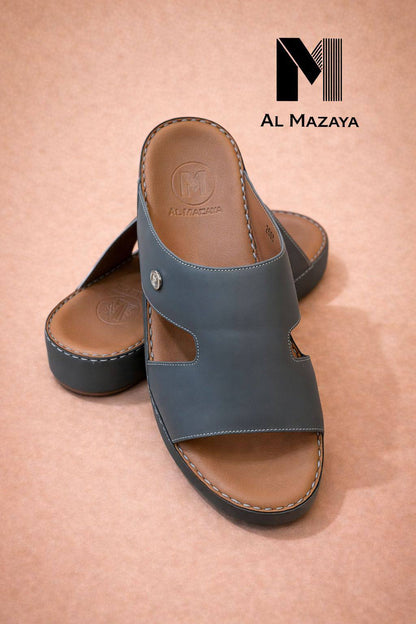 slippers for men good quality  
size available (40to46) 6to12) 

230 dhs🌺

Zain59
♥️♥️♥️