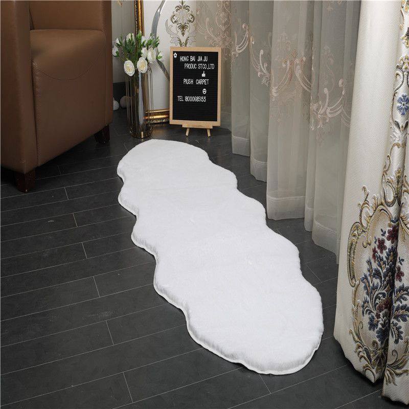 Runner
Far 
Size 180/60
75 dhs🪙💕

Zain99
♥️♥️♥️