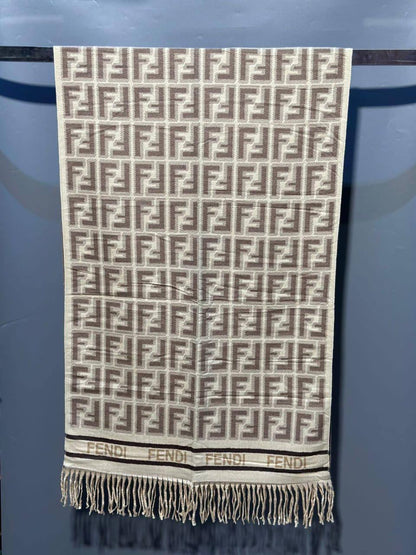 NEW CAME
SCARF
GOOD QUALITY
45 dhs🪙💚
SIZE: 185*65

Zain40