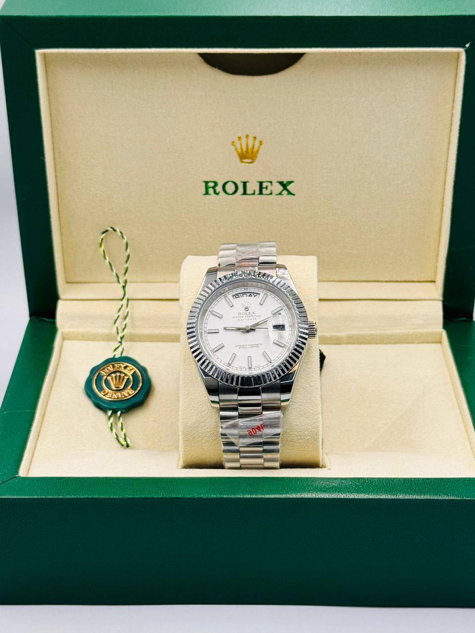 Rolex Men Master quality
*Automatic*
260 dhs💓

Zain08
♥️♥️♥️