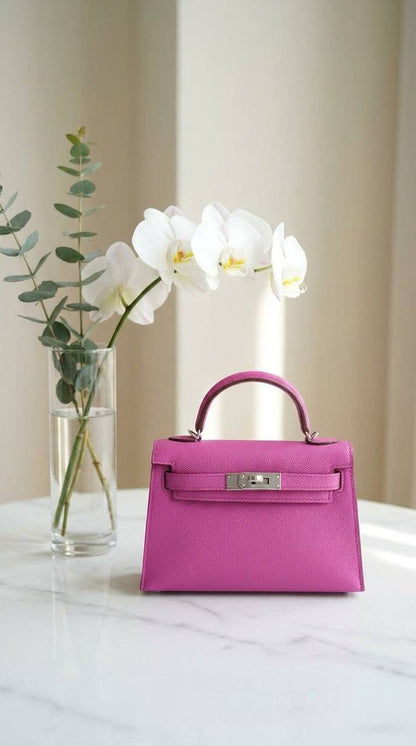 Available ❣️
Hermes Kelly Mini bag is crafted from Epsom leather💯🥀
Same original Quality 💯💯
For Price 👇 WhatsApp✅
0568585901 
0507557372
0552275751 Owner Zain 👌

Zain71
♥️♥️♥️
