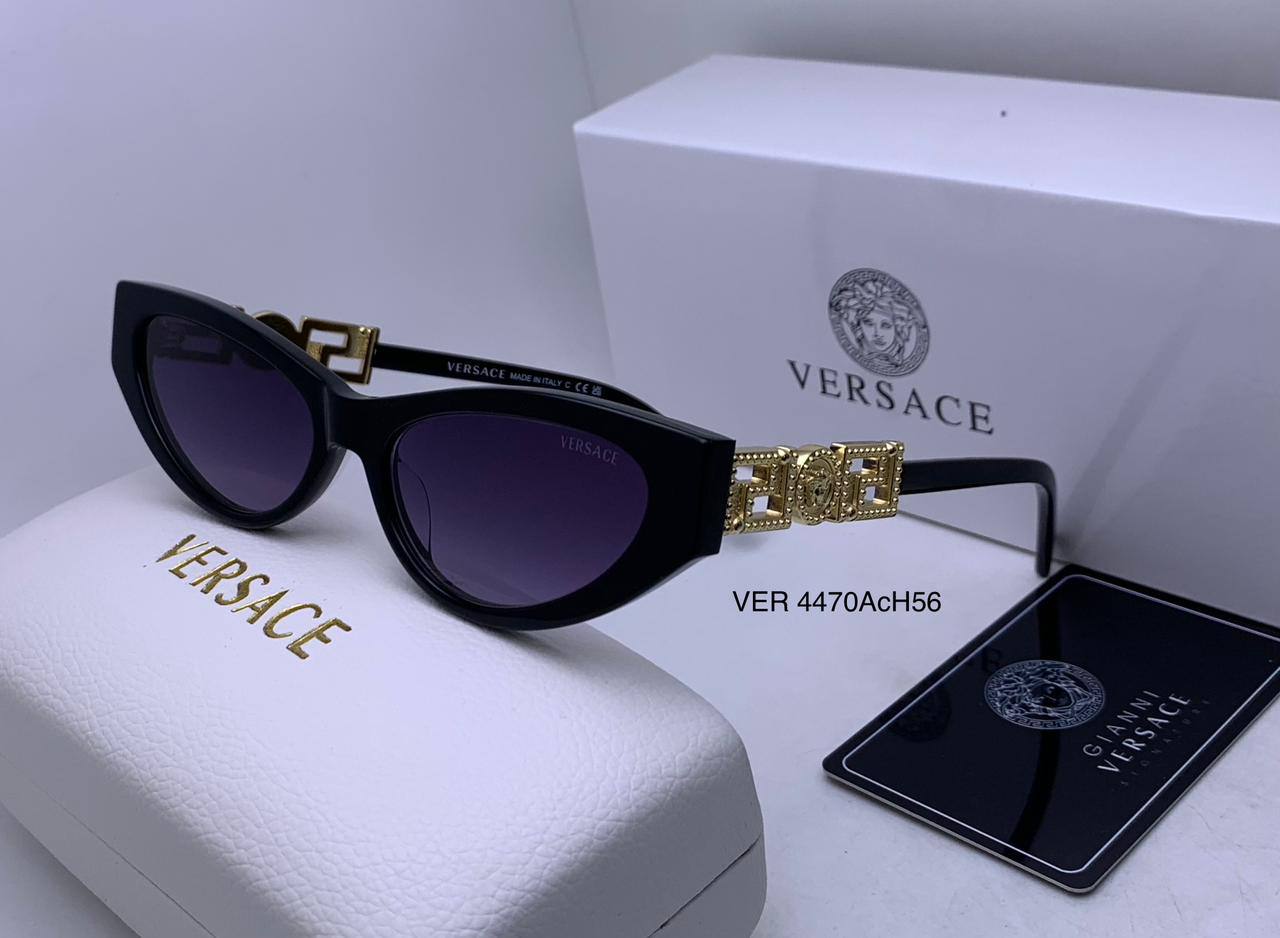Master quality 
sunglasses 
180 dhs❣️

Zain126
♥️♥️♥️