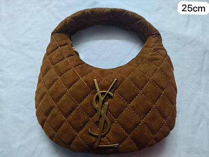 💝 YSL Icarino
1️⃣ First quality +🎁
Size : 25 * 17 cm
85 dhs✅
with box 🎁

Zain115
♥️♥️♥️