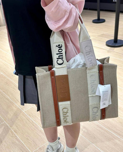 Chloe
 high quality 
Big size 100 dhs🇦🇪🇦🇪
Small size 95 dhs🇦🇪🇦🇪

Zain295
♥️♥️♥️