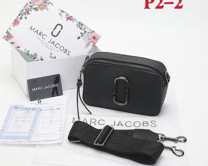 MARC JACOBS

GOOD QUALITY 

80 dhs✅

without box

Zain39
♥️♥️♥️