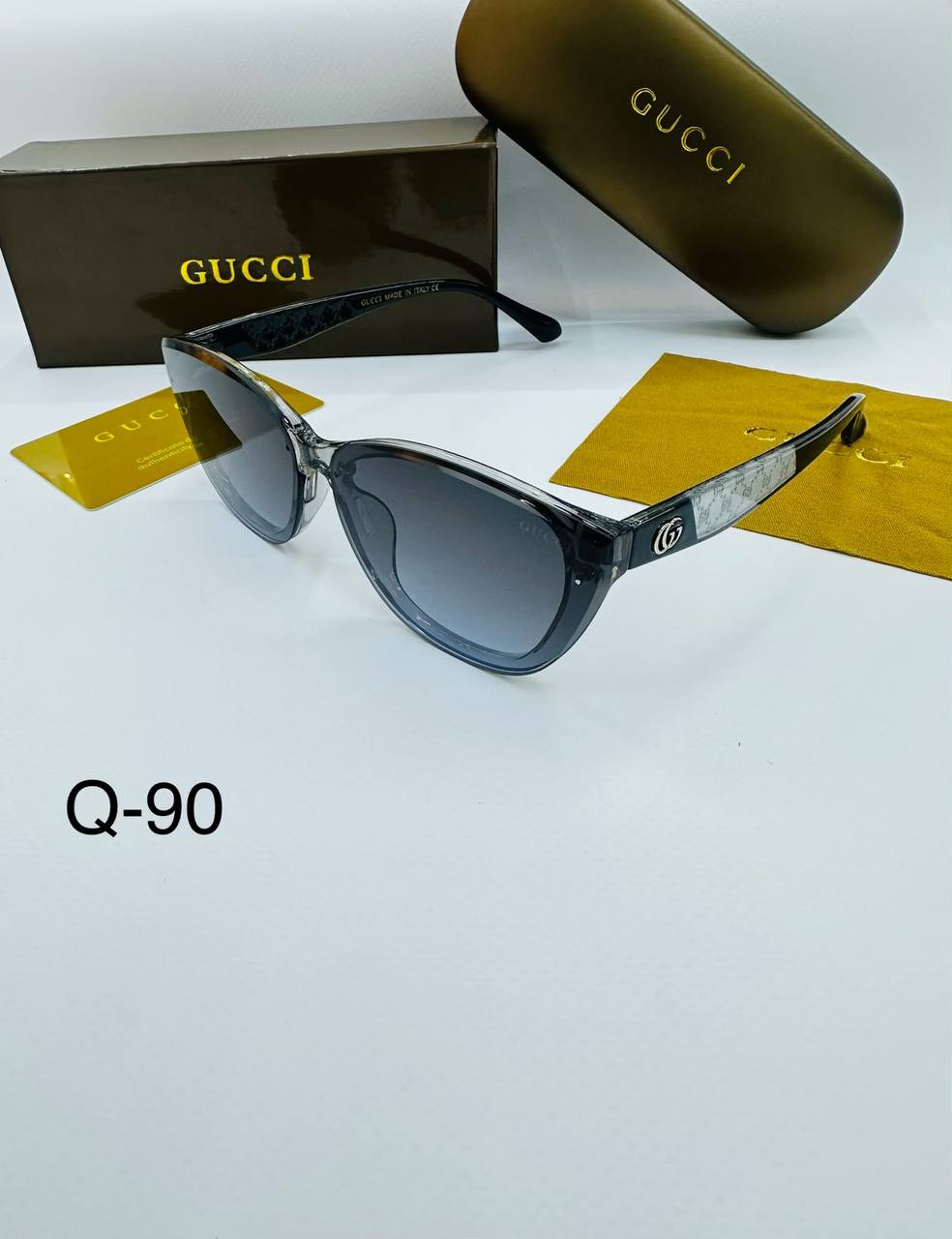 Sunglasses 🕶️*
New stock 💥
good quality 💯
Copy one 1️⃣ 
With master box 🗃️ 
50 dhs💛

Zain216
♥️♥️♥️