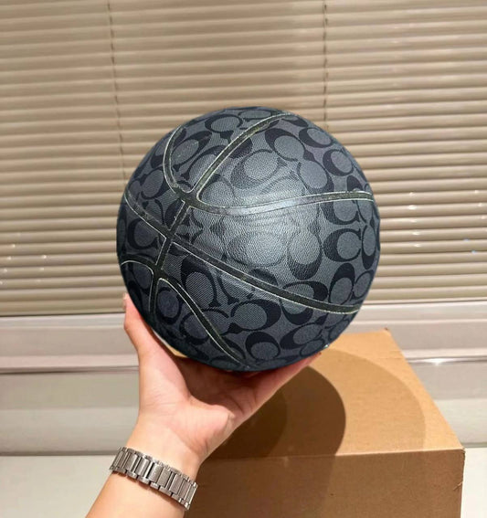 basketball good quality special

 50 dhs

Zain39

♥️♥️♥️
