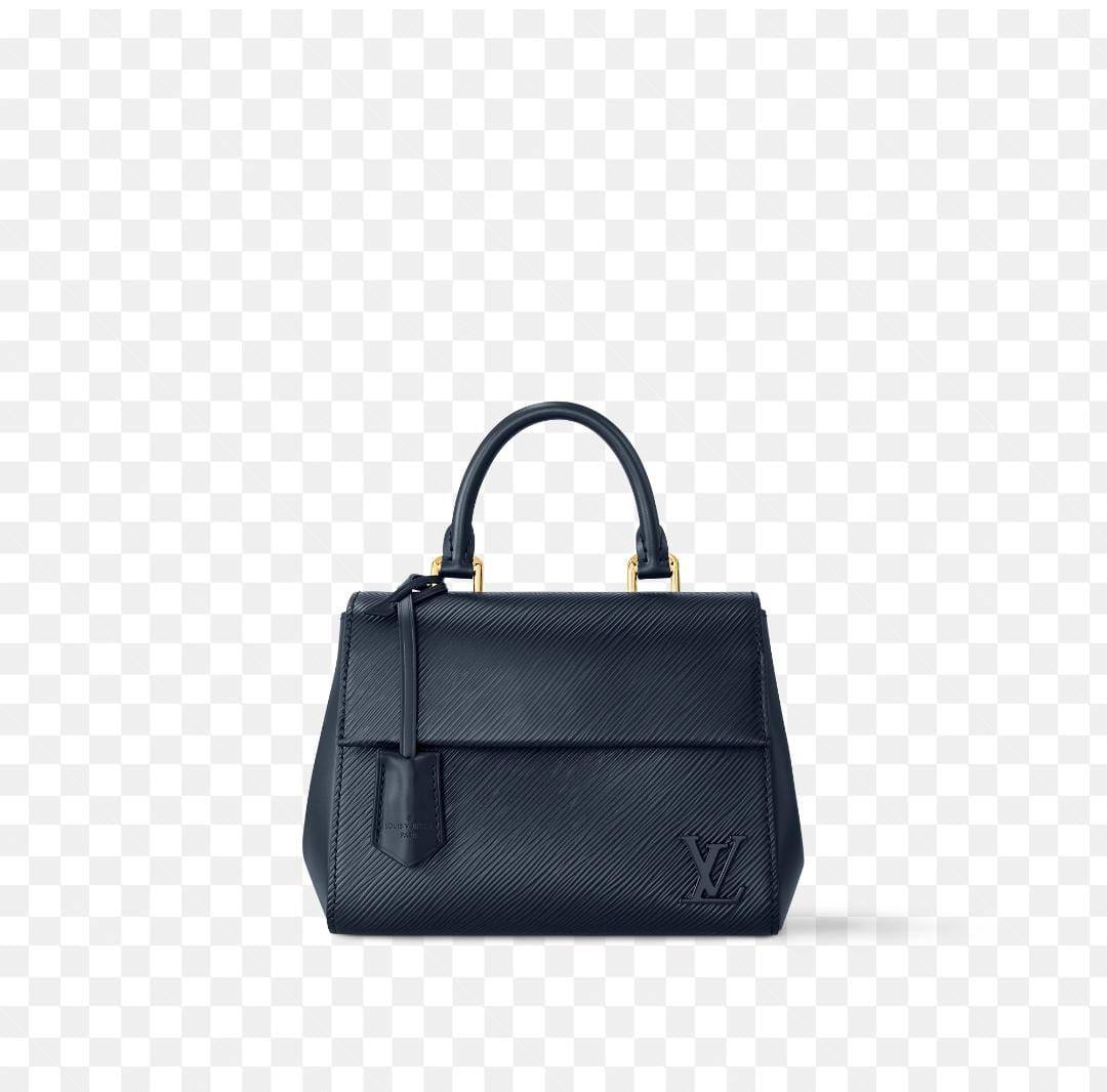 lV 
good quality 
110 dhs🪙💕

Zain200
♥️♥️♥️
