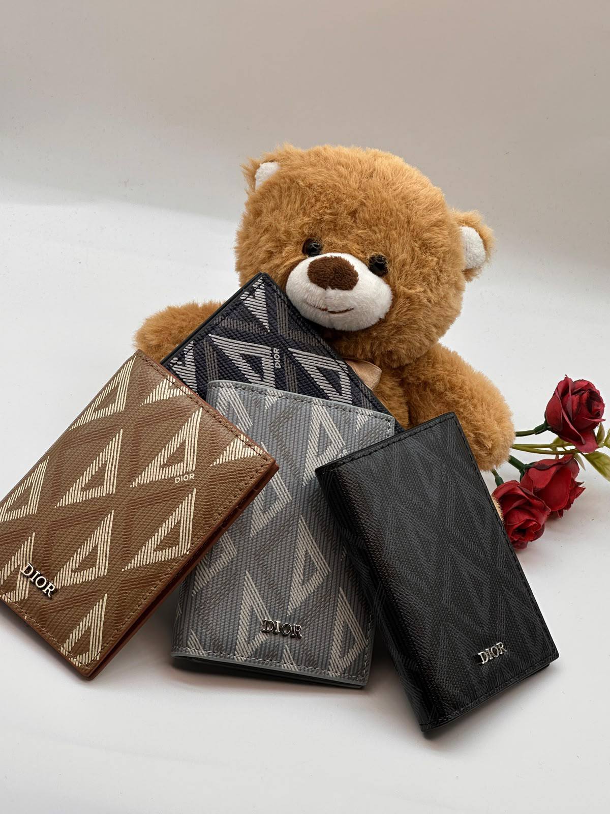 Dior

Super Master

320 dhs🇦🇪🇦🇪

Zain275
♥️♥️♥️