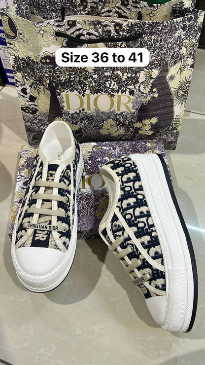 Dior 

size 36 to 41

140 dhs✅

Zain146
♥️♥️♥️