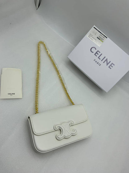 Celine
Best quality

With box’s
🎁🎁🎁

95 dhs❣️
size 21cm

Zain158
♥️♥️♥️