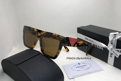 Prada
Master quality 
180 dhs🌺

Zain126
♥️♥️♥️