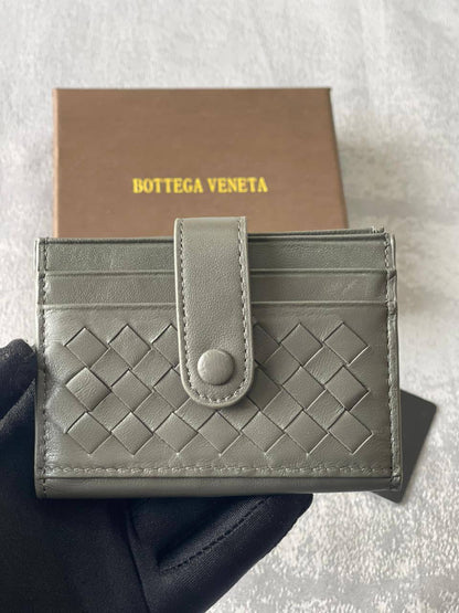😇*BOTTEGA VENETA*😇
*wallet*
*Master quality*
250 dhs🪙🖤

Zain179
♥️♥️♥️