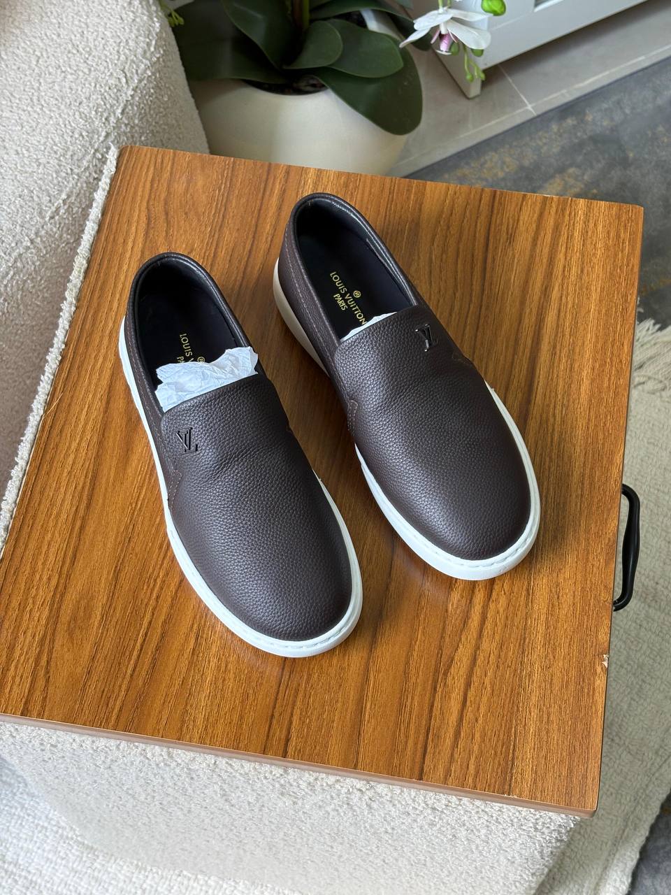 *LV Pacific loafer*
*AAA quality*
*size: 40 to 46*
490 dhs🪙🌨️

Zain185
♥️♥️♥️
