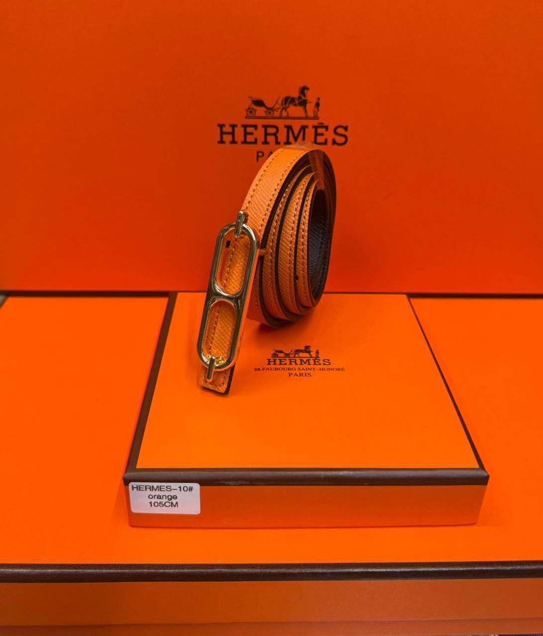 Hermes Belt

With box 
🎁🎁🎁

55 dhs💓

Zain93
♥️♥️♥️