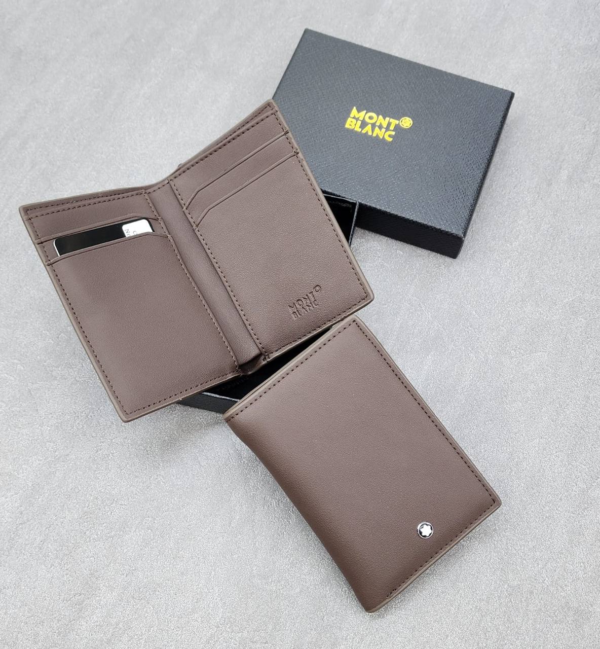 Mont Blanc wallet for men soft leather 
45 dhs❣️

Zain59
♥️♥️♥️