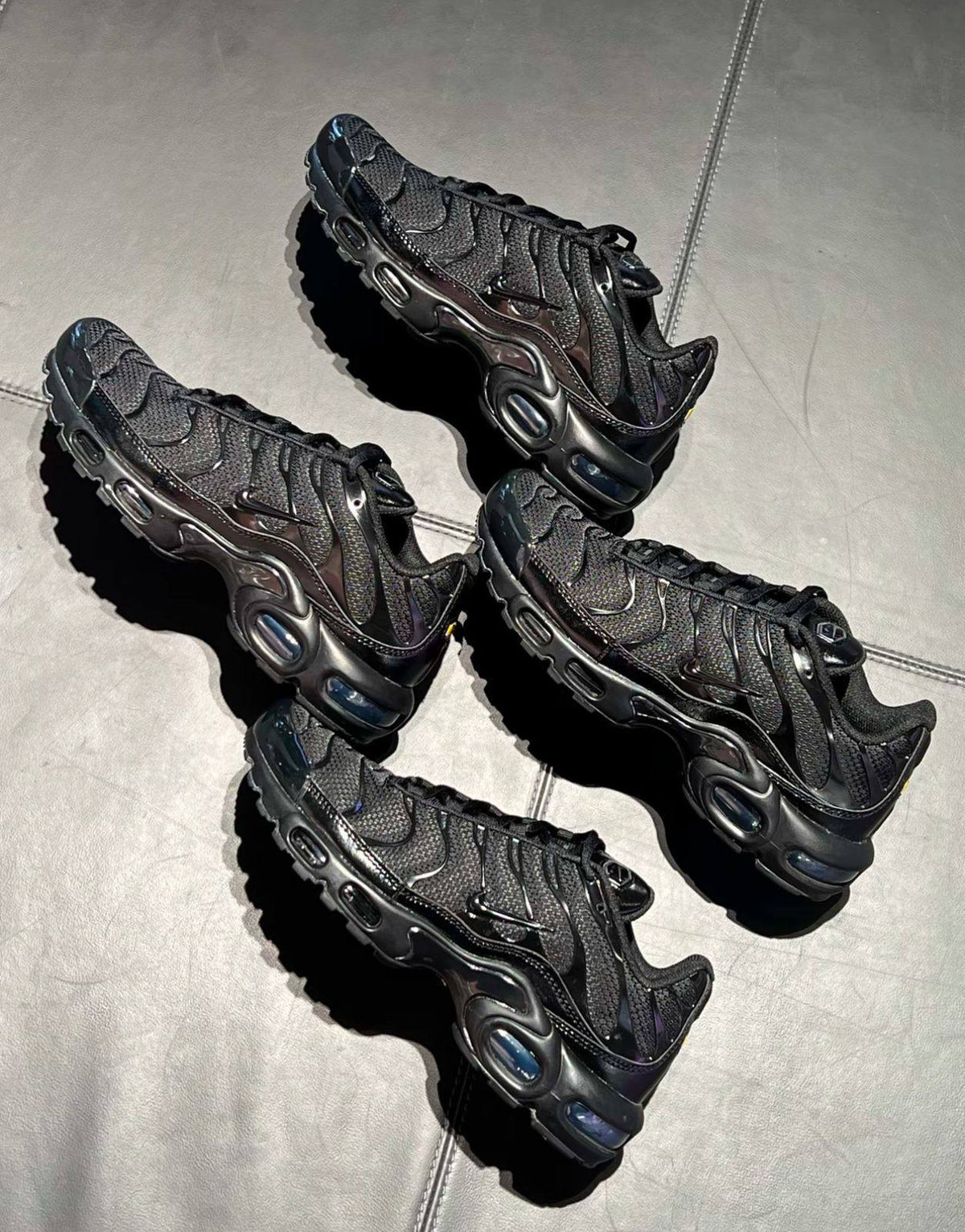 Nike Air Max TN Black 🖤
36-45 AVAILABLE 🤩
150 dhs🇦🇪🇦🇪

Zain242
♥️♥️♥️