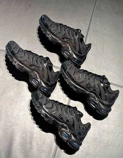 Nike Air Max TN Black 🖤
36-45 AVAILABLE 🤩
150 dhs🇦🇪🇦🇪

Zain242
♥️♥️♥️