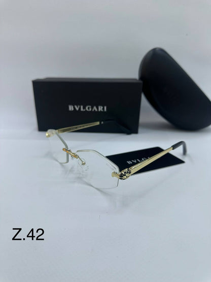Bvlgari 
Sunglasses 💥
Copy 1️⃣ 
good quality 💯
With original boxes  🗃️ 
60 dhs✅

Zain216
♥️♥️♥️