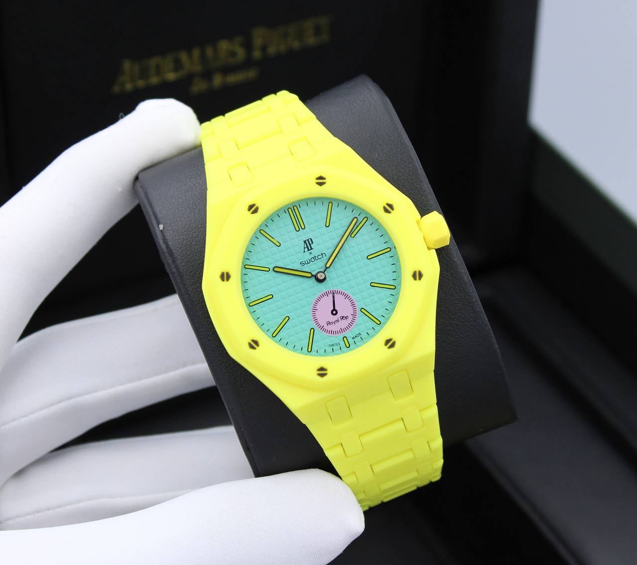 AP SWATCH POLYCARBON STRAP

BATTERY 

50 dhs🇦🇪🇦🇪 

WITHOUT BOX
Zain58
♥️♥️♥️