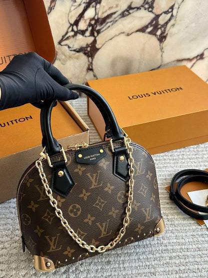 LV
Master Bags
For Price 👇 WTSP Text Zain 0568585901

Zain192
♥️♥️♥️