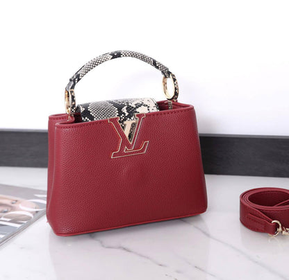LV

 NEW CAME GOOD QUALITY 

WITH BOX 
🎁🎁🎁

115 dhs💓

Zain39
♥️♥️♥️