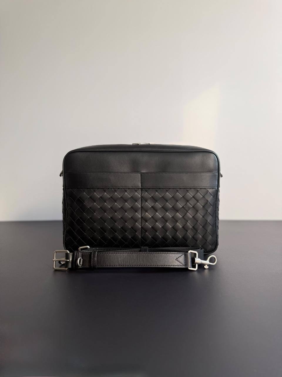Bottega
Super Master Quality
For Price 👇 WhatsApp✅
0568585901 
0507557372
0552275751 Owner Zain 👌

Zain340
♥️♥️♥️