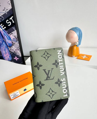 LV Wallet 
Super Master Quality
110 dhs🇦🇪🇦🇪

Zain33
♥️♥️♥️