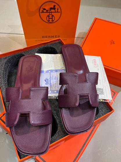 Hermes

Size:36 to 42

85 dhs🪙🌺

Zain241
♥️♥️♥️