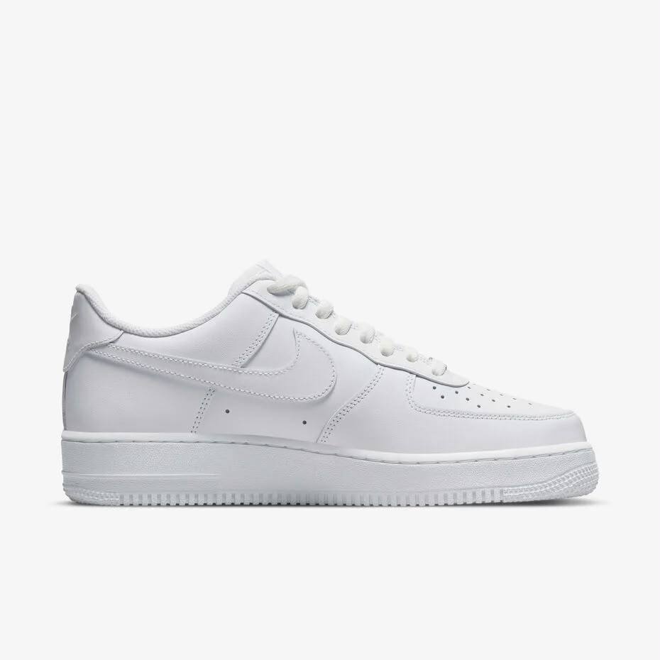 Airforce white
Size 36 to 45

Airforce black
Size 39 to 45

120 dhs💓

Zain183
♥️♥️♥️